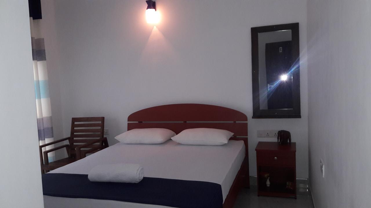 פולונרואה Risenlak Holiday Resort מראה חיצוני תמונה