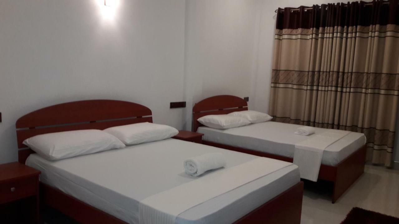 פולונרואה Risenlak Holiday Resort מראה חיצוני תמונה