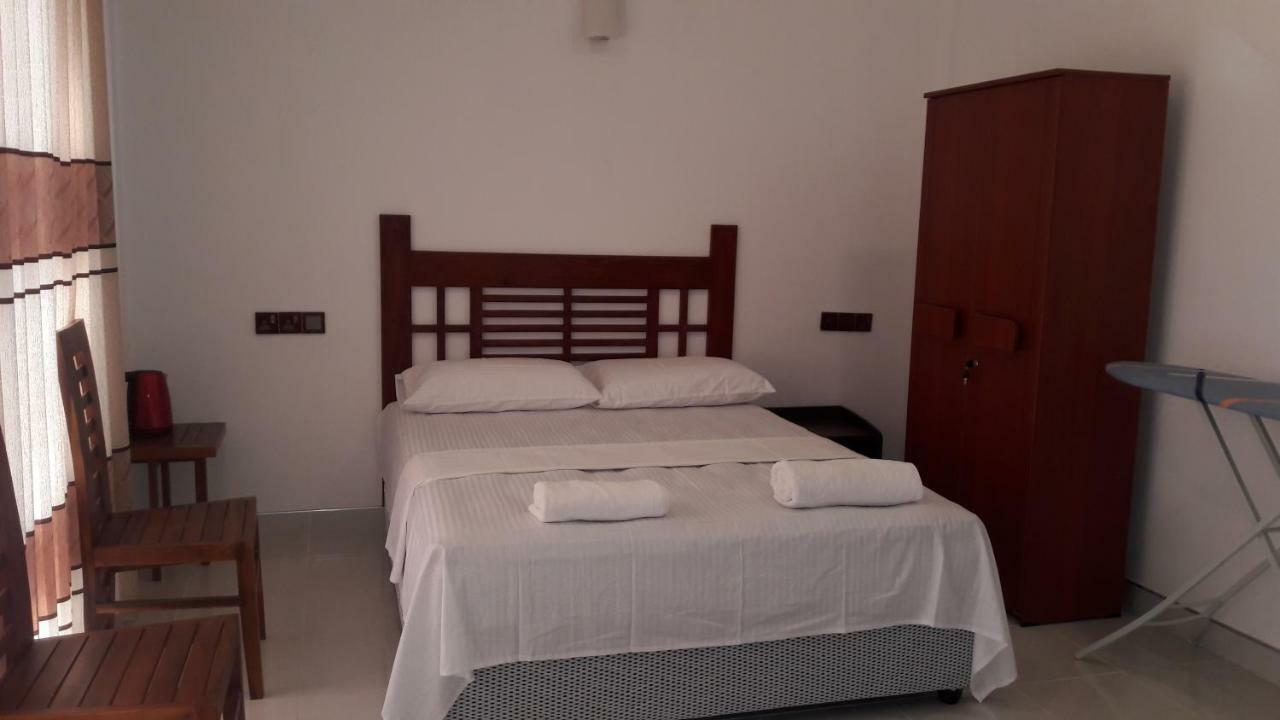 פולונרואה Risenlak Holiday Resort מראה חיצוני תמונה