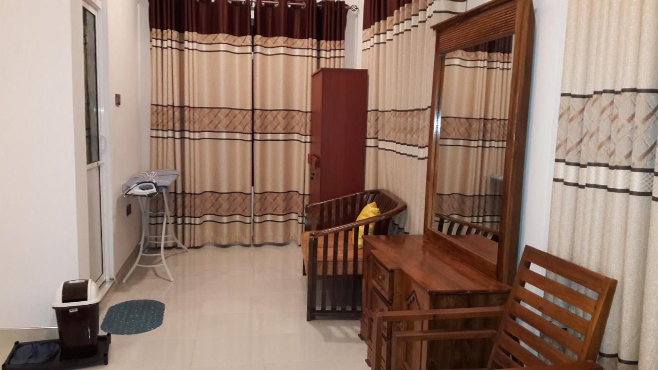 פולונרואה Risenlak Holiday Resort מראה חיצוני תמונה